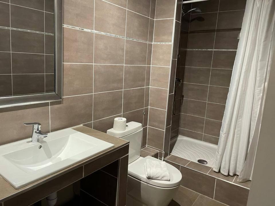 Marsanne Hotel Le Globe מראה חיצוני תמונה